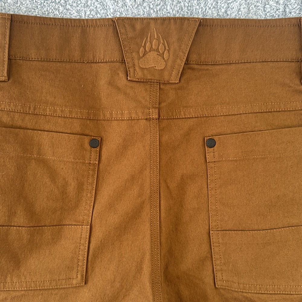 Duluth Trading Co. Alaskan Hardgear shorts size 38 NWOT - Picture 3 of 6